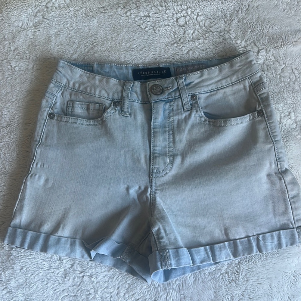 Aeropostale Light Wash High Waisted Midi Rolled Denim Shorts Size 0